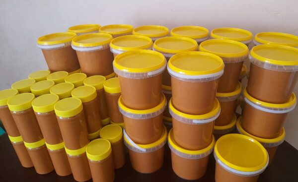 PEANUT BUTTER WHOLESALE PRICES; R500 20 OF 400g & R600 10 OF 1L tubs & R1050 20L BUCKET. - Image 9